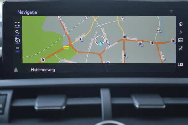 Lexus NX 300h AWD Luxury Line | Hybrid | Automaat | Trekhaak | Leder | El. bedienbare voorstoel