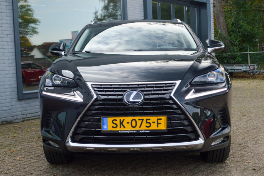 Lexus NX 300h AWD Luxury Line | Hybrid | Automaat | Trekhaak | Leder | El. bedienbare voorstoel