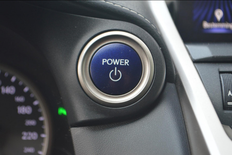 Lexus NX 300h AWD Luxury Line | Hybrid | Automaat | Trekhaak | Leder | El. bedienbare voorstoel