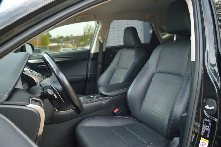 Lexus NX 300h AWD Luxury Line | Hybrid | Automaat | Trekhaak | Leder | El. bedienbare voorstoel