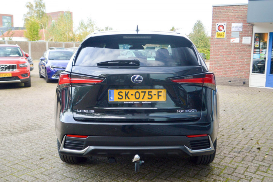 Lexus NX 300h AWD Luxury Line | Hybrid | Automaat | Trekhaak | Leder | El. bedienbare voorstoel
