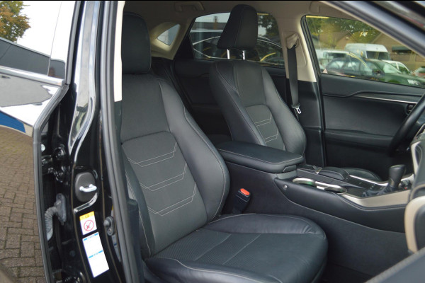 Lexus NX 300h AWD Luxury Line | Hybrid | Automaat | Trekhaak | Leder | El. bedienbare voorstoel