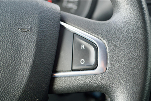 Renault Master T35 2.3 dCi 135 L2H2 RED HAAK|CRUISE|CAMERA|LAT-OM-LAT|VLAKKE VLOER