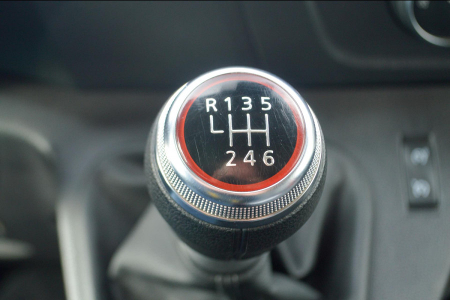 Renault Master T35 2.3 dCi 135 L2H2 RED HAAK|CRUISE|CAMERA|LAT-OM-LAT|VLAKKE VLOER