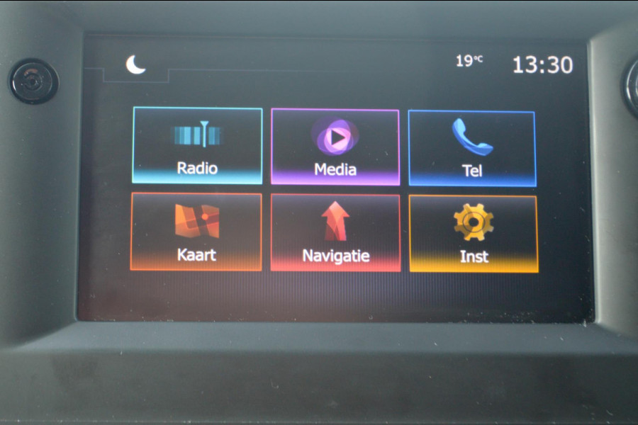 Renault Master T35 2.3 dCi 135 L2H2 RED HAAK|CRUISE|CAMERA|LAT-OM-LAT|VLAKKE VLOER