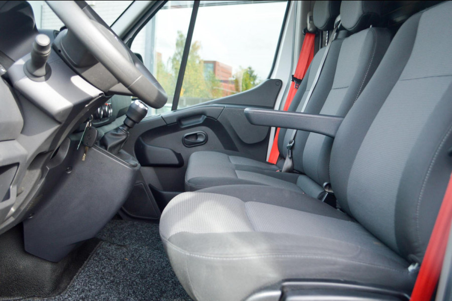 Renault Master T35 2.3 dCi 135 L2H2 RED HAAK|CRUISE|CAMERA|LAT-OM-LAT|VLAKKE VLOER
