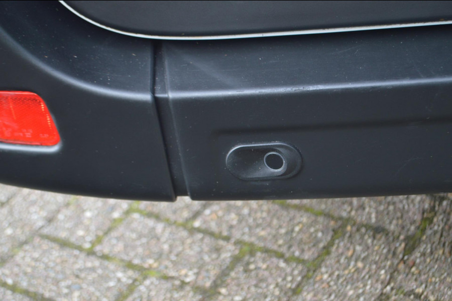 Renault Master T35 2.3 dCi 135 L2H2 RED HAAK|CRUISE|CAMERA|LAT-OM-LAT|VLAKKE VLOER