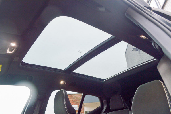 Volvo XC40 1.5 T5 Recharge Plug-in PHEV Facelift Ultimate Dark