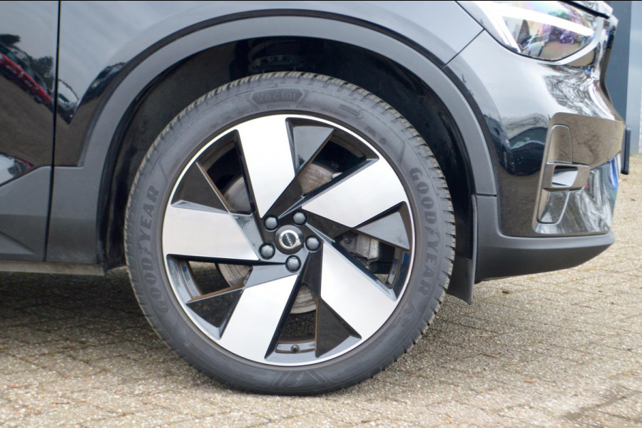 Volvo XC40 1.5 T5 Recharge Plug-in PHEV Facelift Ultimate Dark