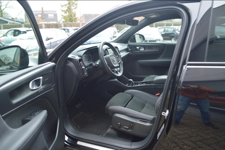 Volvo XC40 1.5 T5 Recharge Plug-in PHEV Facelift Ultimate Dark
