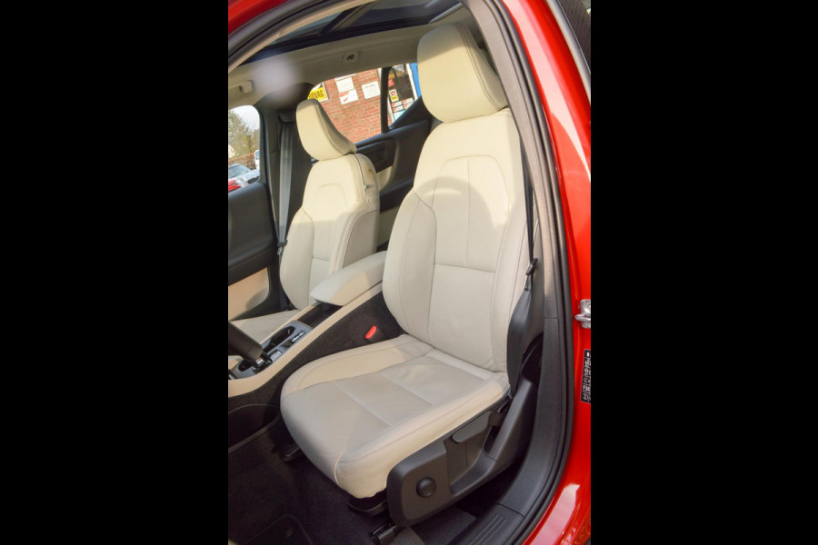 Volvo XC40 1.5 T5 Recharge Plug-in PHEV Facelift Inscription Expression