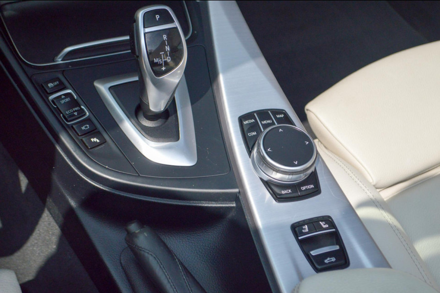 BMW 4 Serie Cabrio 440i High Executive | M-pakket | Harman Kardon