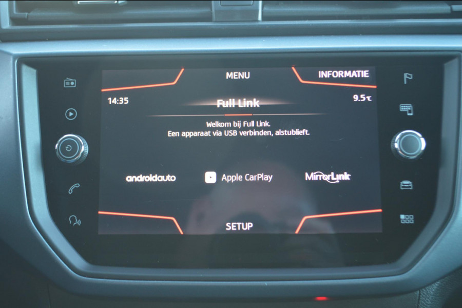 Seat Arona 1.0 TSI Style Business Intense BEATS AUDIO|CAMERA|DAB+|NAVI | Cruise adaptief | 2 nwe banden