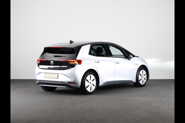 Volkswagen ID.3 Pro Edition 58 kWh 204 pk | Navigatie | Parkeersensoren (Park assist) | Achteruitrijcamera | Adaptieve cruise control | Stoelverwarming | LED koplampen |