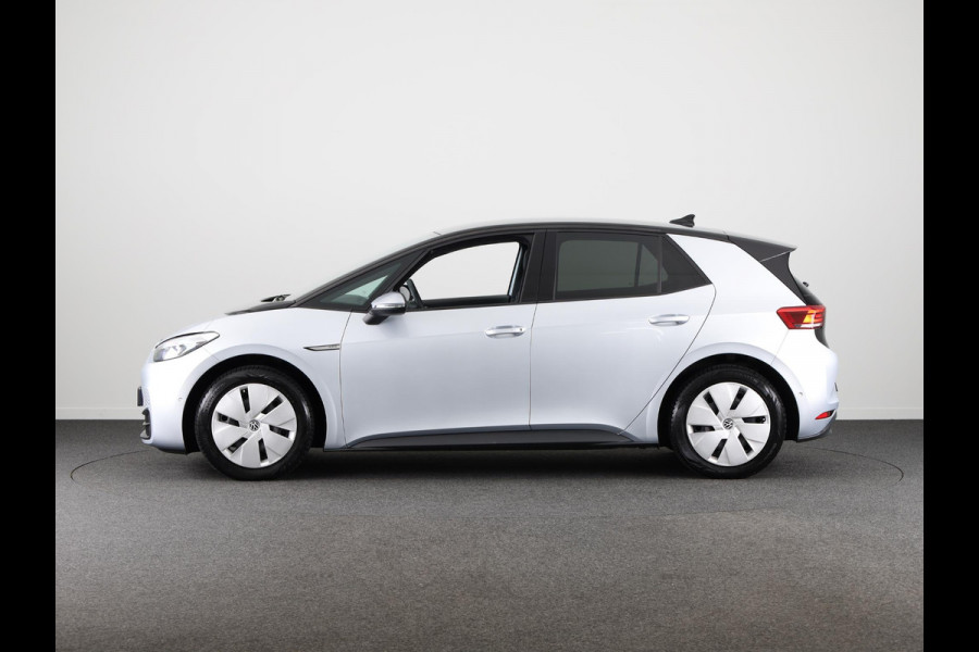Volkswagen ID.3 Pro Edition 58 kWh 204 pk | Navigatie | Parkeersensoren (Park assist) | Achteruitrijcamera | Adaptieve cruise control | Stoelverwarming | LED koplampen |