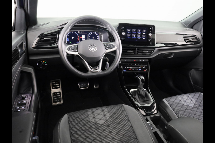 Volkswagen T-Roc 1.5 TSI R-Line 150 pk Automaat (DSG) | Verlengde garantie | Navigatie via App | Panoramadak | Parkeersensoren (Park assist) | Achteruitrijcamera | Black style pakket |