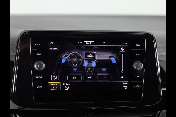Volkswagen T-Roc 1.5 TSI R-Line 150 pk Automaat (DSG) | Verlengde garantie | Navigatie via App | Panoramadak | Parkeersensoren (Park assist) | Achteruitrijcamera | Black style pakket |