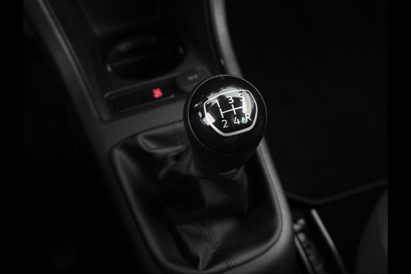 Volkswagen up! 1.0 65 pk | Verlengde garantie | Navigatie via App | Parkeersensoren achter | Achteruitrijcamera | Cruise control | Autom. airco |