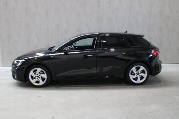 Audi A3 Sportback 30 TFSI S edition Carplay/Automaat/S-line prijs is rijklaar