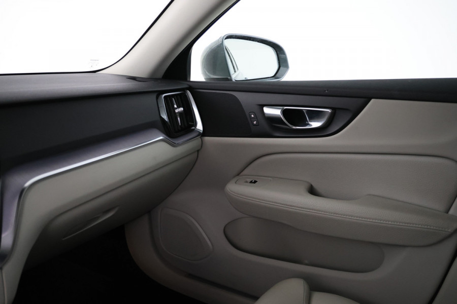 Volvo V60 2.0 D3 Airco, Cruise Control, LEER