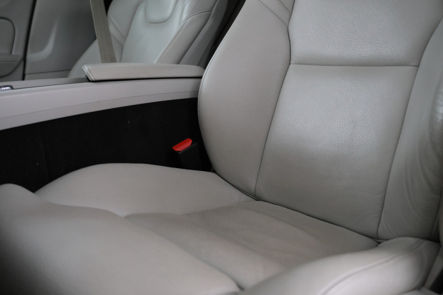 Volvo V60 2.0 D3 Airco, Cruise Control, LEER