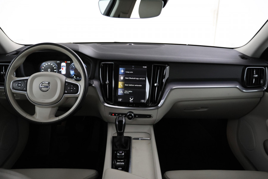 Volvo V60 2.0 D3 Airco, Cruise Control, LEER