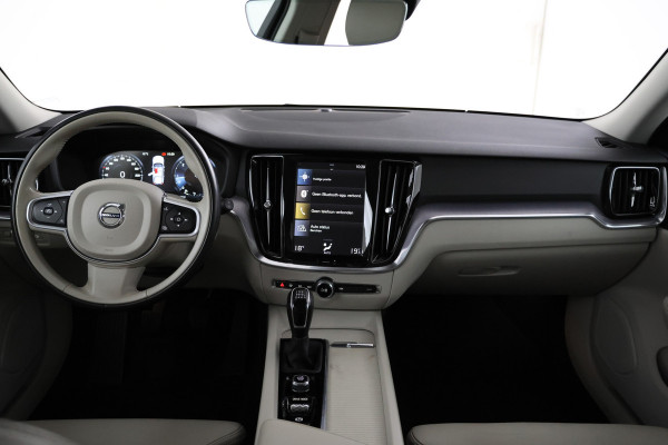 Volvo V60 2.0 D3 Airco, Cruise Control, LEER