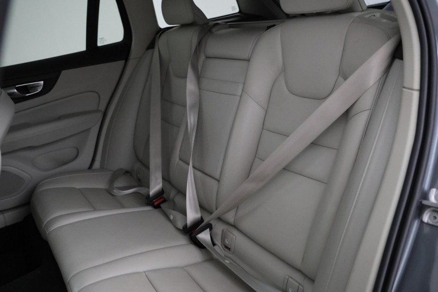Volvo V60 2.0 D3 Airco, Cruise Control, LEER