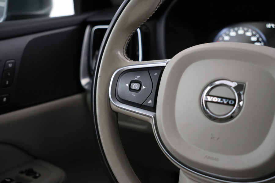 Volvo V60 2.0 D3 Airco, Cruise Control, LEER