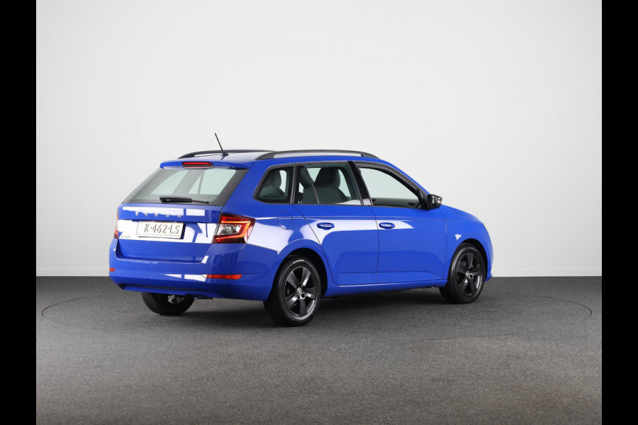 Škoda Fabia Combi 1.0 TSI Sport Business 95 pk | Navigatie via App | Parkeersensoren | Cruise control | Apple carplay/Android auto |