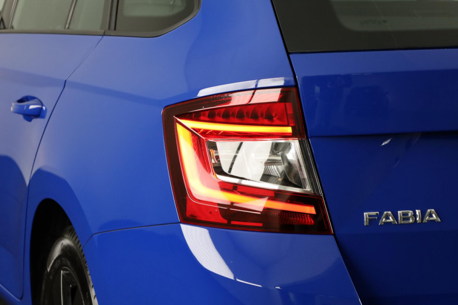 Škoda Fabia Combi 1.0 TSI Sport Business 95 pk | Navigatie via App | Parkeersensoren | Cruise control | Apple carplay/Android auto |