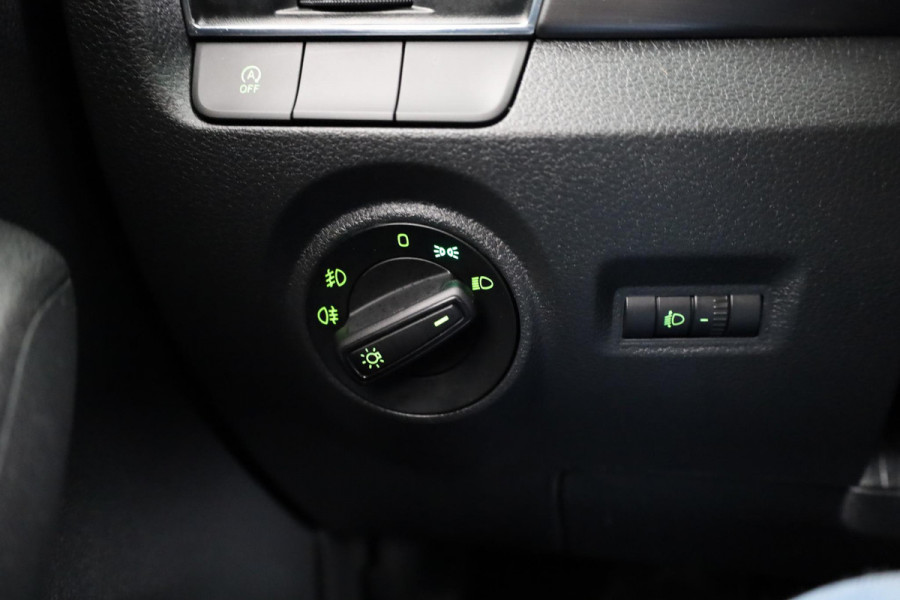 Škoda Fabia Combi 1.0 TSI Sport Business 95 pk | Navigatie via App | Parkeersensoren | Cruise control | Apple carplay/Android auto |