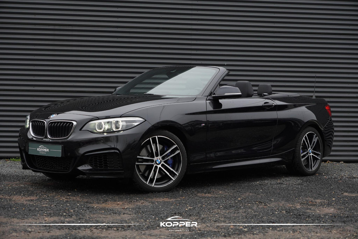 BMW 2 Serie Cabrio 218i High Executive M-Sport / Aut / NL Auto / HiFi / Leder / Carplay BMW 2 Serie Cabrio 218i High Executive M-Sport / Aut / NL Auto / HiFi / Leder / Carplay