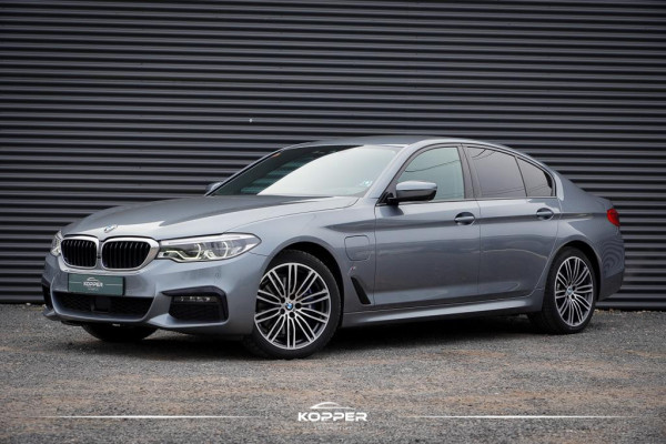 BMW 5 Serie 530e High Executive / M-Sport / Drive Assist Plus / Stoel-Stuurverwarming