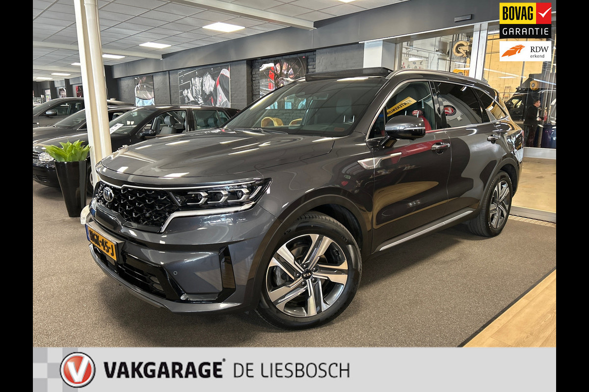 Kia Sorento 1.6 T-GDI Plug-in Hybrid 4WD ExecutiveLine / trekhaak / pano / leer / head up / Bose / vol Kia Sorento 1.6 T-GDI Plug-in Hybrid 4WD ExecutiveLine / trekhaak / pano / leer / head up / Bose / vol