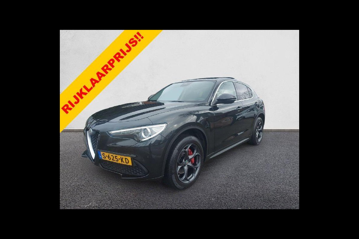Alfa Romeo Stelvio 2.0 T AWD Super Automaat, panoramadak,trekhaak,cruise,navigatie,achteruitrijcamera,lederen bekleding,parkeersensoren, Alfa Romeo Stelvio 2.0 T AWD Super Automaat, panoramadak,trekhaak,cruise,navigatie,achteruitrijcamera,lederen bekleding,parkeersensoren,