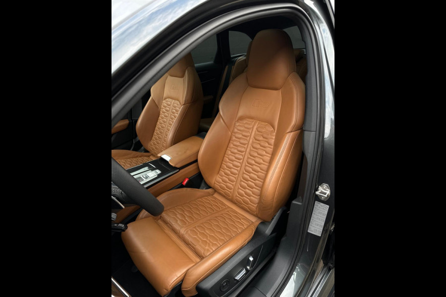 Audi RS6 Avant 4.0 TFSI HGP 786PK / 1061NM Panorama B&O