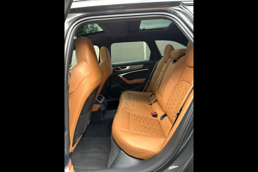 Audi RS6 Avant 4.0 TFSI HGP 786PK / 1061NM Panorama B&O