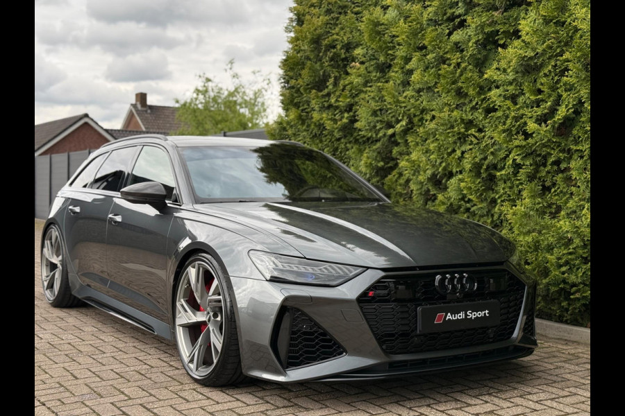 Audi RS6 Avant 4.0 TFSI HGP 786PK / 1061NM Panorama B&O