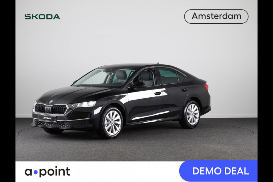 Škoda Octavia Business Edition 1.5 TSI M-HEV 115pk DSG | Parkeercamera | 17 inch Lichtmetalen velgen |  Verwarmbare voorstoelen | 13 inch display | Adaptieve Cruise Control