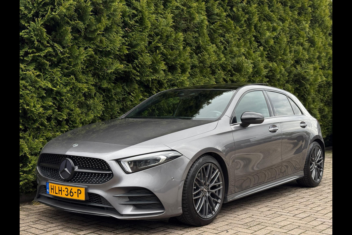 Mercedes-Benz A200 AMG Pakket Panorama Camera HUD Mercedes-Benz A200 AMG Pakket Panorama Camera HUD