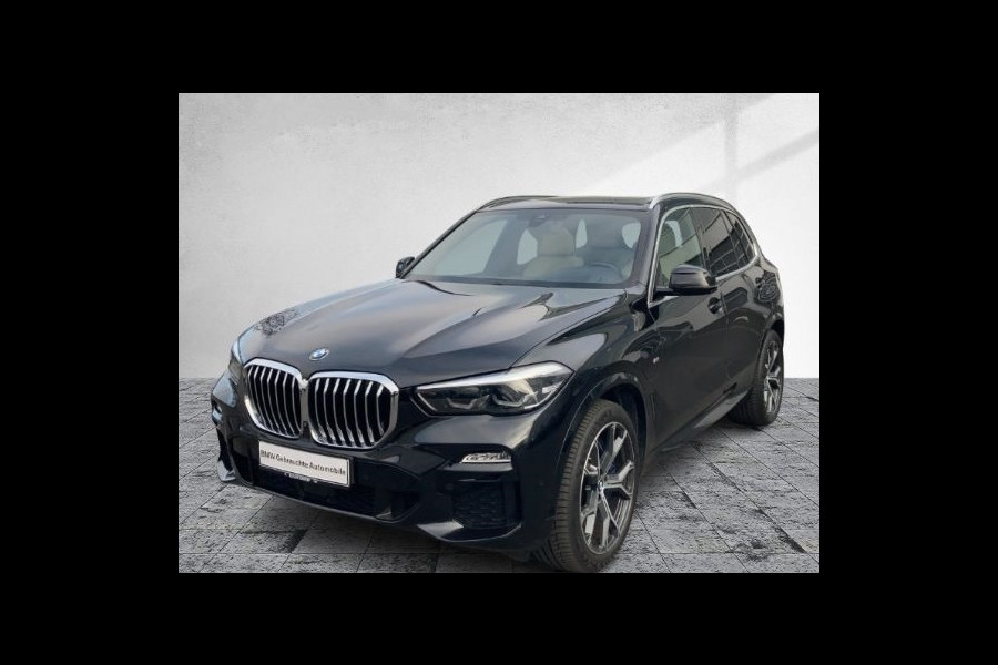 BMW X5 xDrive45e M-SPORT ** LED, NAVI+, BEIGE LEDER, PANORAMA, KEYLESS, HuD, 21-inch LMV, ** 1e EIG - UNFALLFREI ** ** INFORMEER OOK NAAR ONZE AANTREKKELIJKE FINANCIAL-LEASE TARIEVEN **