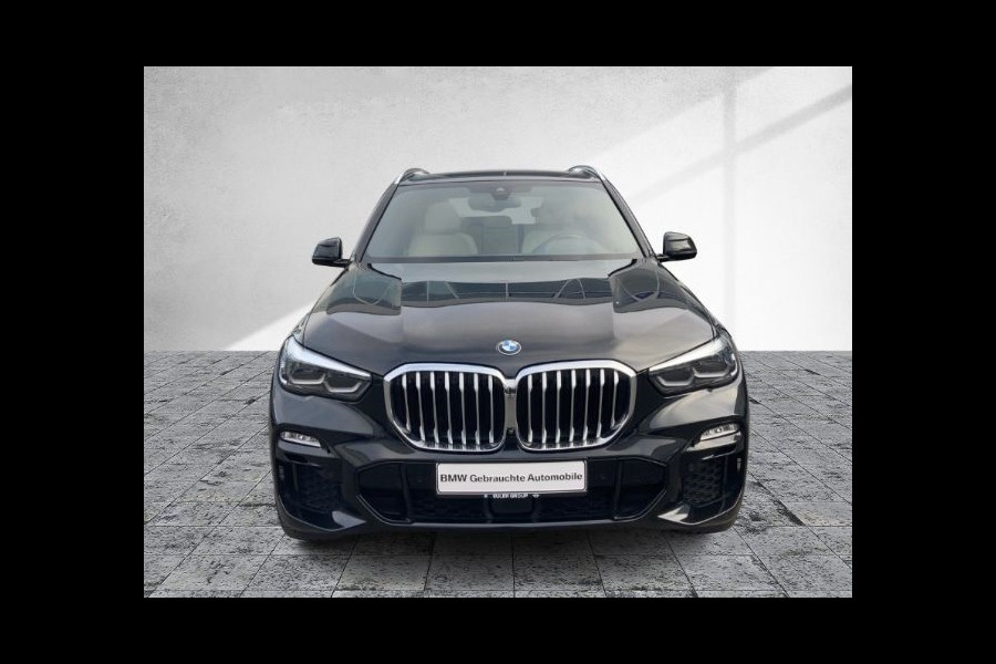 BMW X5 xDrive45e M-SPORT ** LED, NAVI+, BEIGE LEDER, PANORAMA, KEYLESS, HuD, 21-inch LMV, ** 1e EIG - UNFALLFREI ** ** INFORMEER OOK NAAR ONZE AANTREKKELIJKE FINANCIAL-LEASE TARIEVEN **
