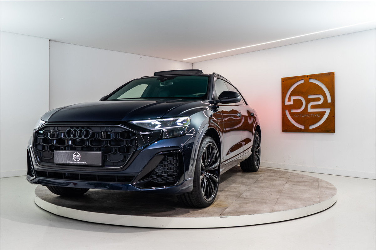 Audi Q8 60 TFSI E Quattro S-Edition Competition 490PK FACELIFT | NIEUW 2025 | 5 Jaar Garantie | BOMVOL! Audi Q8 60 TFSI E Quattro S-Edition Competition 490PK FACELIFT | NIEUW 2025 | 5 Jaar Garantie | BOMVOL!