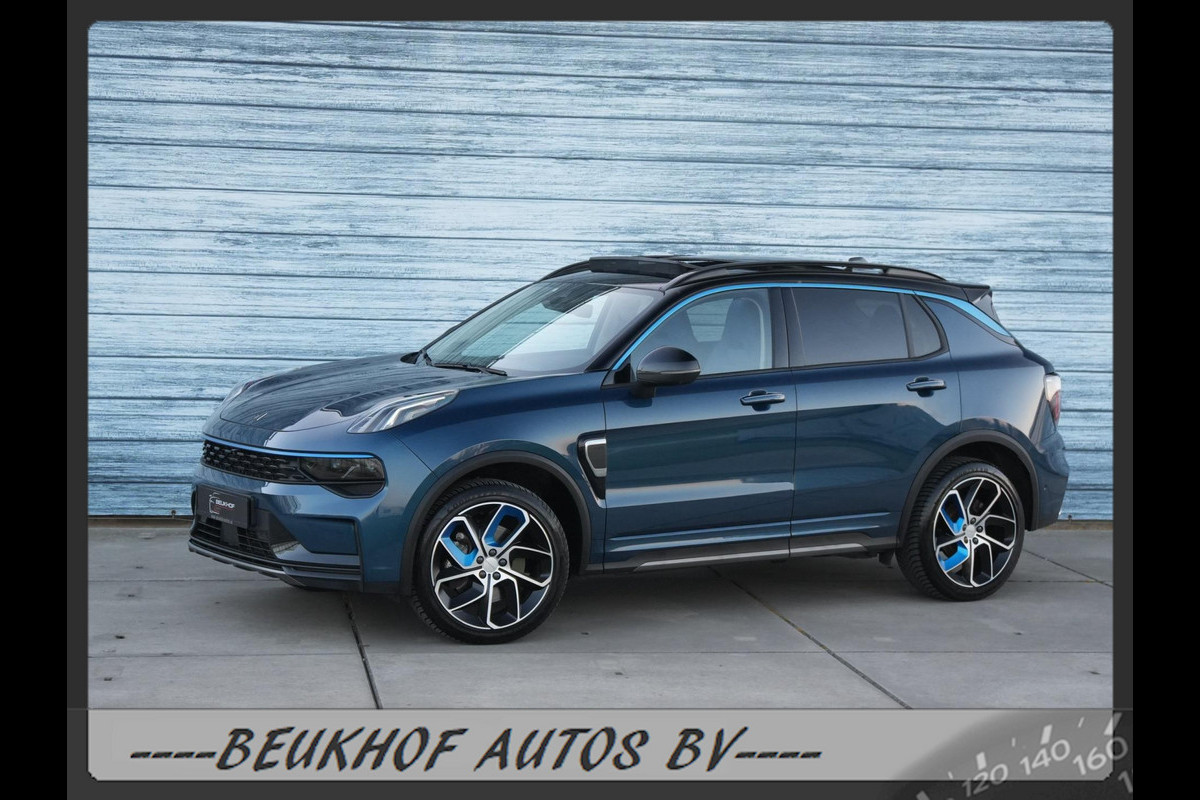 Lynk & Co 01 1.5 Benzine/Hybride 360Cam Pano Carplay Cruise Lynk & Co 01 1.5 Benzine/Hybride 360Cam Pano Carplay Cruise