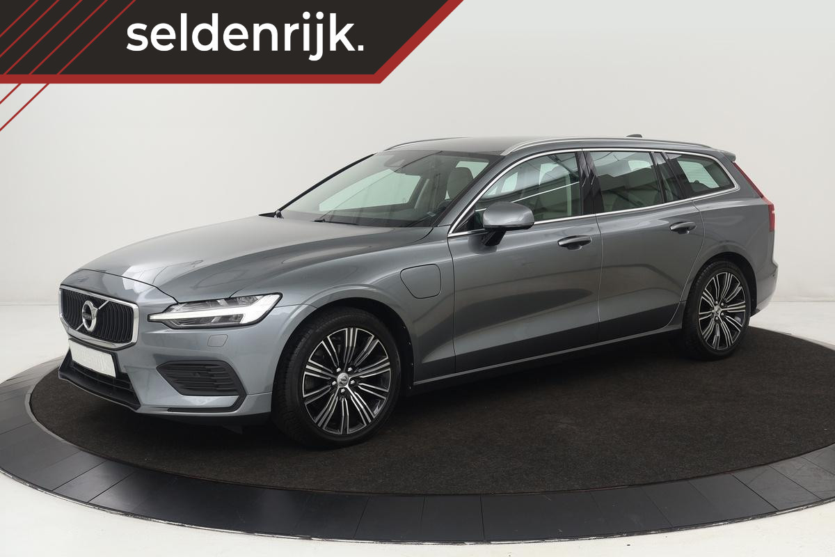 Volvo V60 2.0 T6 Recharge AWD Momentum Pro | Trekhaak | Stoel & stuurverwarming | Harman/Kardon | Camera | Carplay | Adaptive cruise Volvo V60 2.0 T6 Recharge AWD Momentum Pro | Trekhaak | Stoel & stuurverwarming | Harman/Kardon | Camera | Carplay | Adaptive cruise