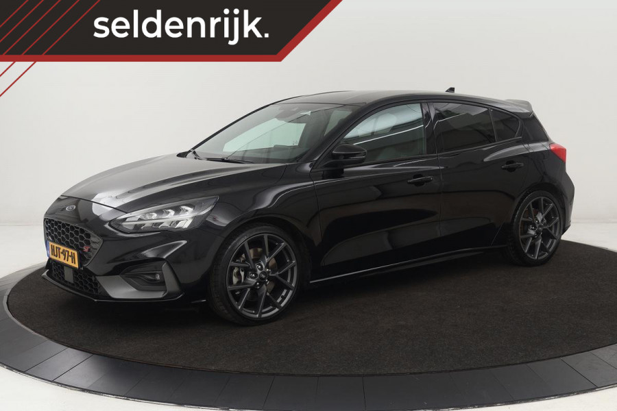 Ford Focus 2.3 EcoBoost ST-3 | Stoel & stuurverwarming | B&O Sound | Recaro Sportstoelen | Carplay | Full LED | Navigatie | Half leder