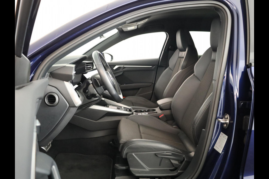 Audi A3 Sportback 30 TFSI S edition 110 pk S-tronic | Verlengde garantie | Navigatie | Parkeersensoren achter | LED koplampen | S-Line |