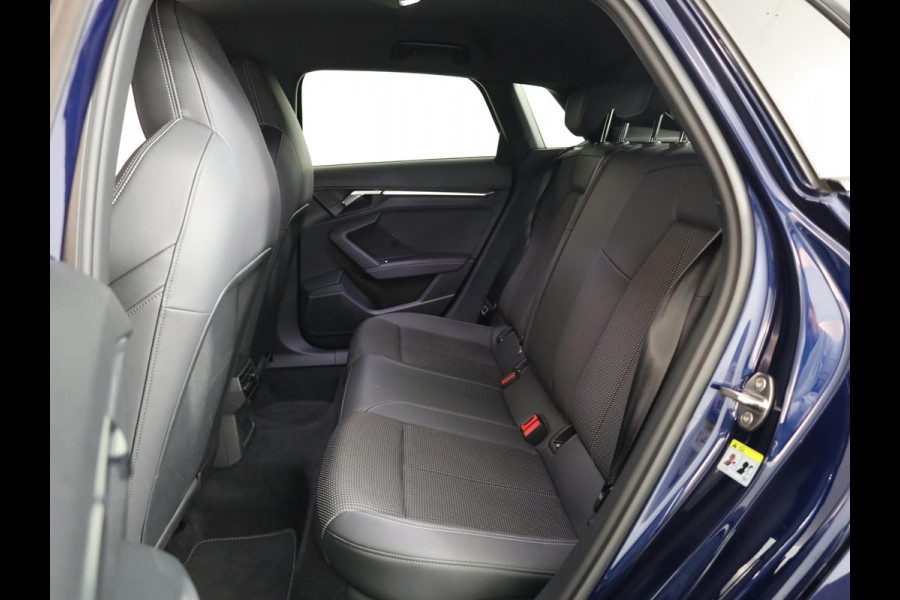 Audi A3 Sportback 30 TFSI S edition 110 pk S-tronic | Verlengde garantie | Navigatie | Parkeersensoren achter | LED koplampen | S-Line |