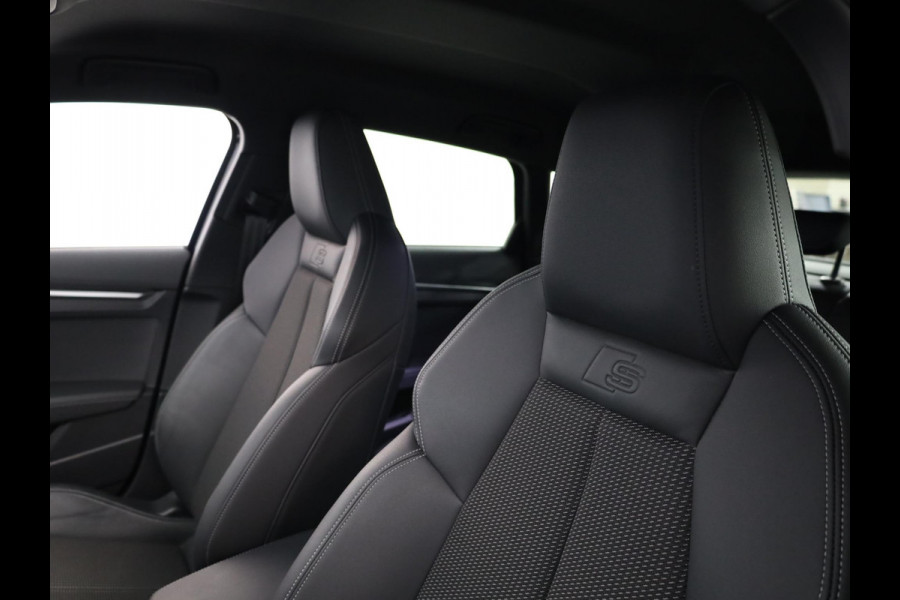 Audi A3 Sportback 30 TFSI S edition 110 pk S-tronic | Verlengde garantie | Navigatie | Parkeersensoren achter | LED koplampen | S-Line |
